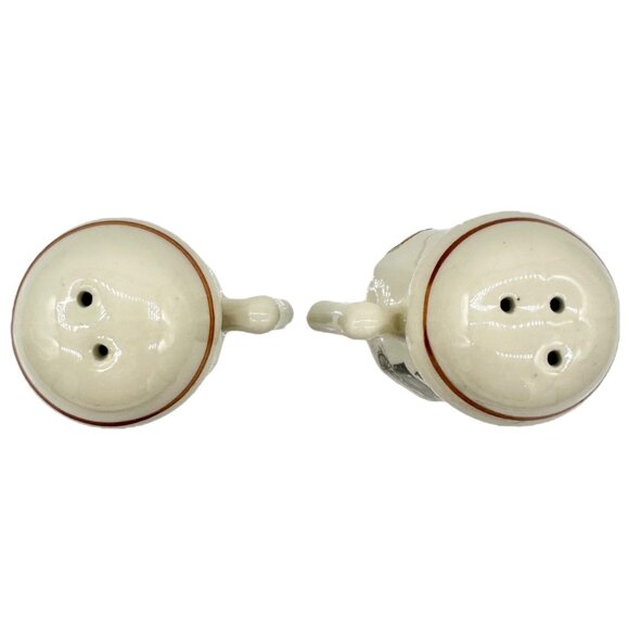 Vtg Amish Country Mug-Style Salt and Pepper Shakers Horse-Drawn Carriage Lipco - Picture 3 of 9